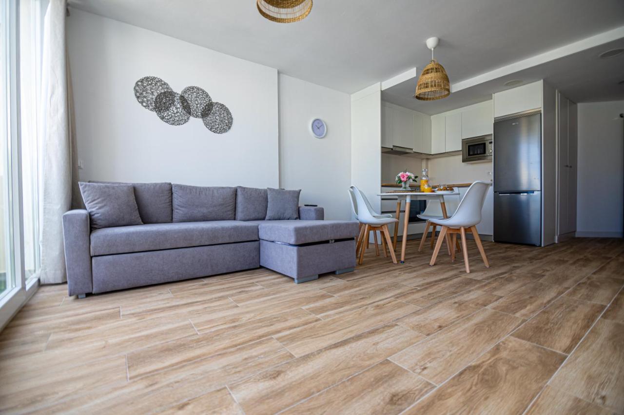 Sunstay Seaside Flat I Puerto Marina 贝纳尔马德纳 外观 照片