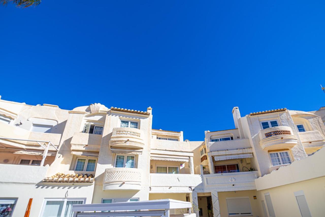 Sunstay Seaside Flat I Puerto Marina 贝纳尔马德纳 外观 照片