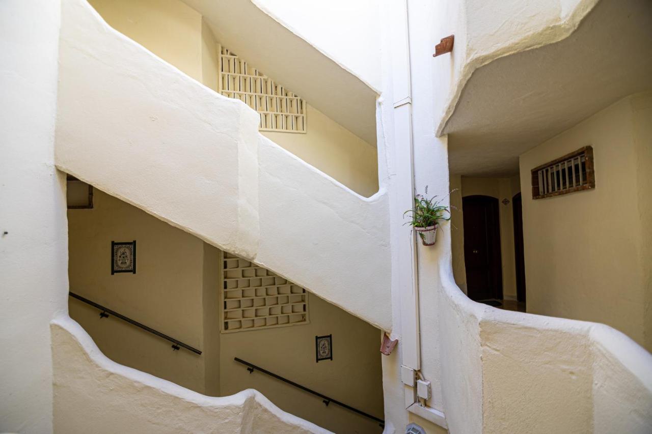 Sunstay Seaside Flat I Puerto Marina 贝纳尔马德纳 外观 照片