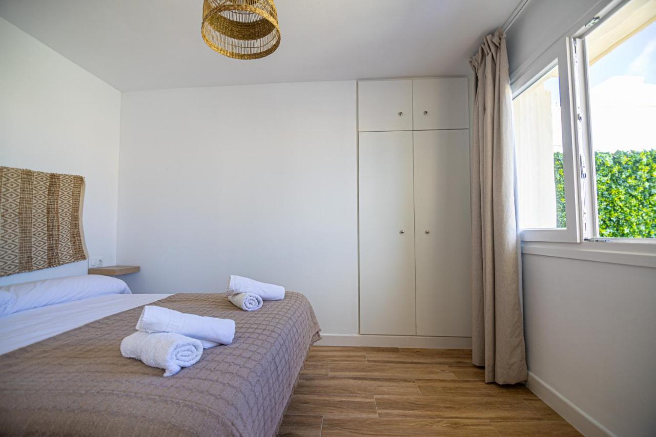 Sunstay Seaside Flat I Puerto Marina 贝纳尔马德纳 外观 照片