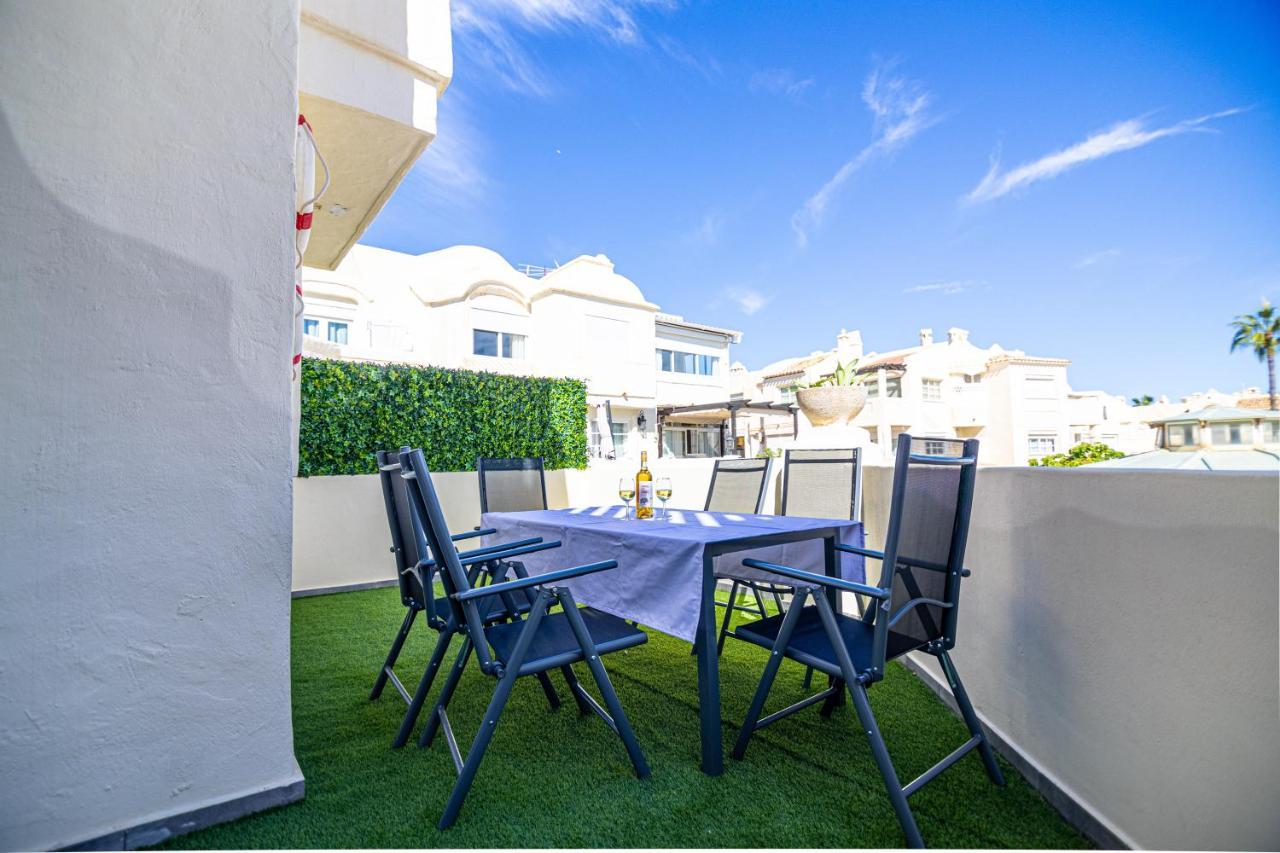 Sunstay Seaside Flat I Puerto Marina 贝纳尔马德纳 外观 照片