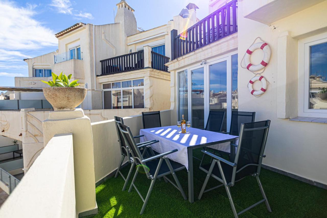Sunstay Seaside Flat I Puerto Marina 贝纳尔马德纳 外观 照片